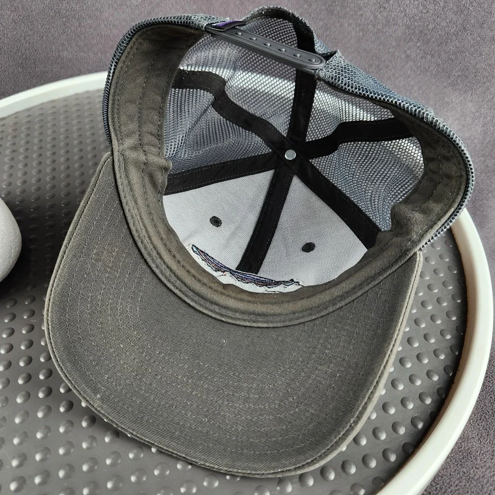 Patagonia Fitz Roy Bear Trucker Hat Cap Snap Back Gray Mesh Mens One Size - Picture 9 of 11